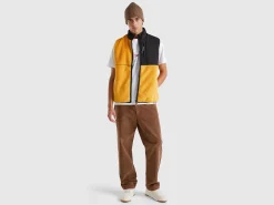 Faux fur vest in nylon