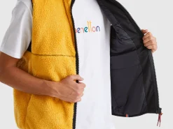 Faux fur vest in nylon