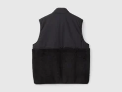 Faux fur vest in nylon