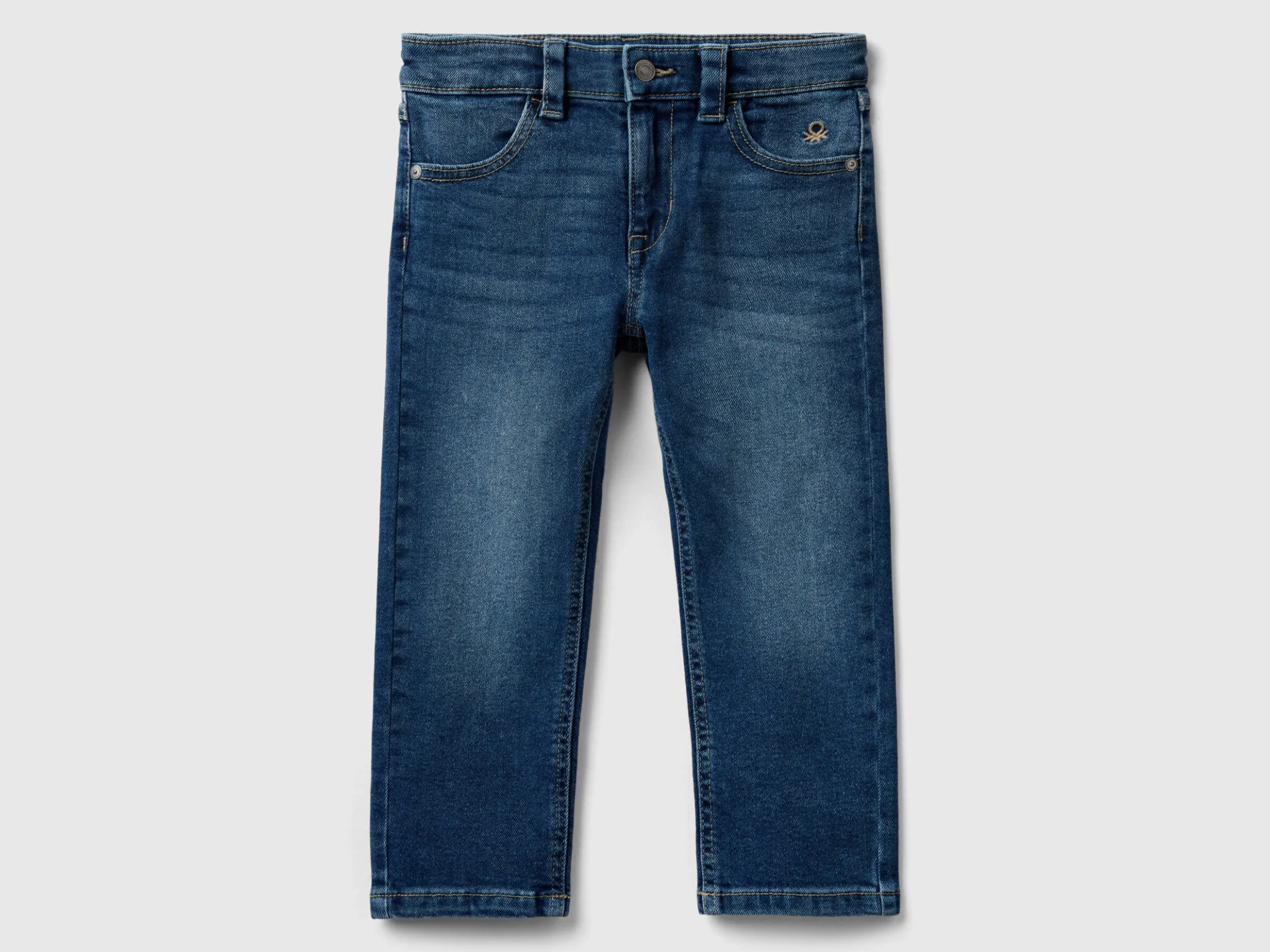 five-pocket jeans