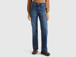 Flared jeans in recycled cotton