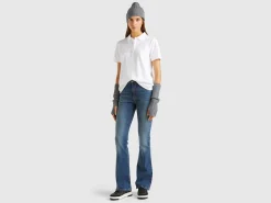 Flared jeans in recycled cotton blend
