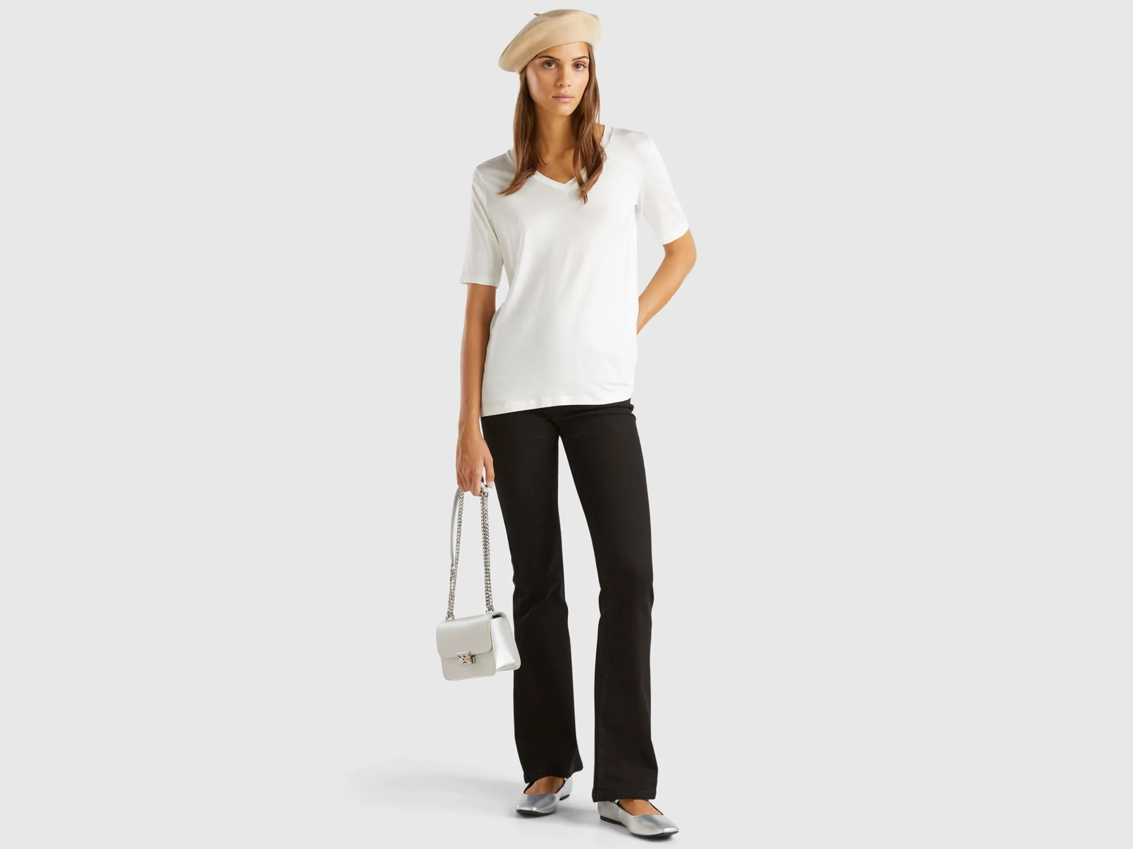 Flared jeans in recycled cotton blend