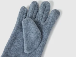 Fleece gloves