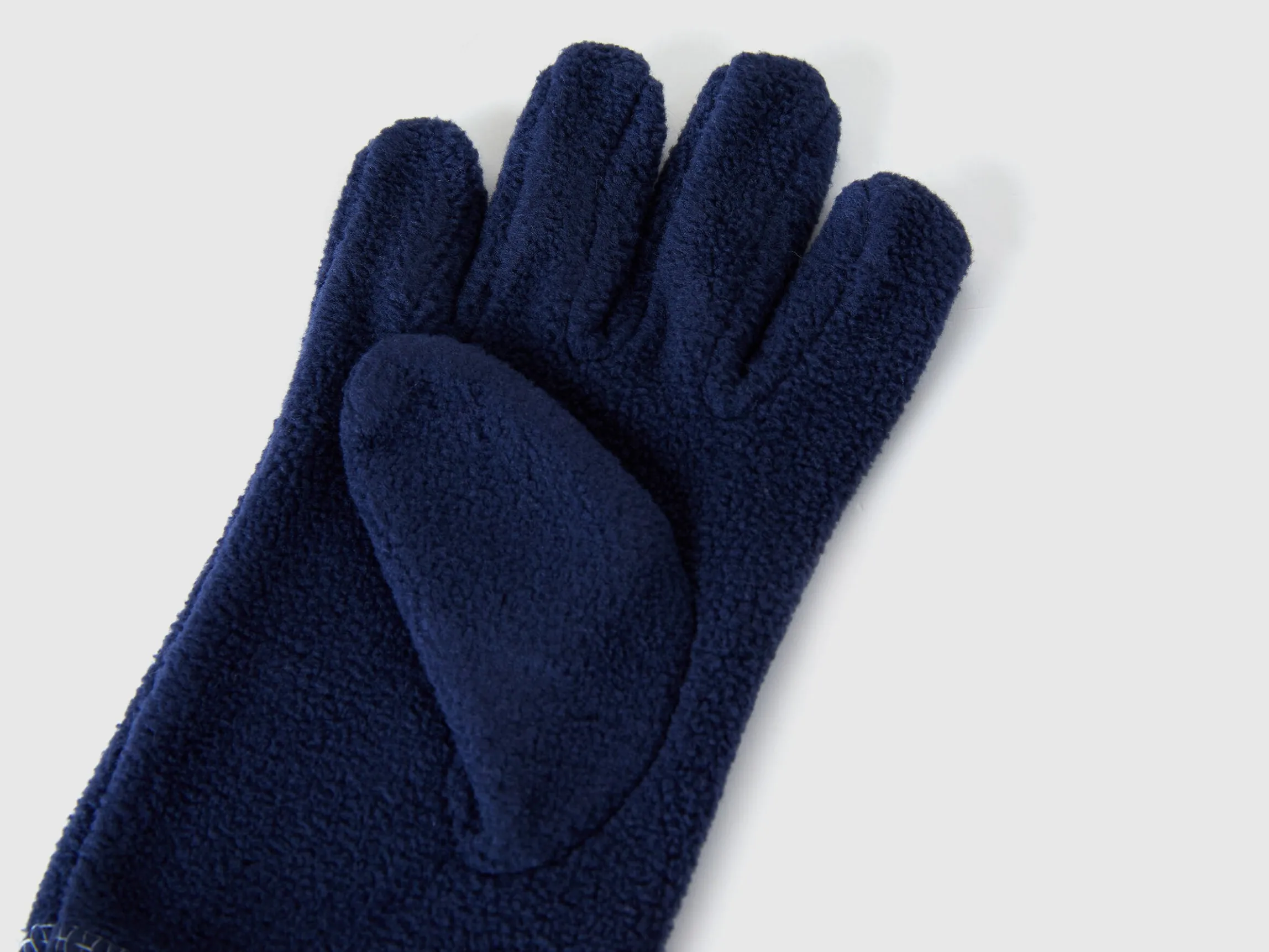 Fleece gloves