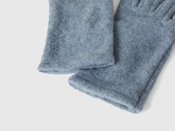 Fleece gloves