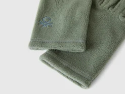 Fleece gloves
