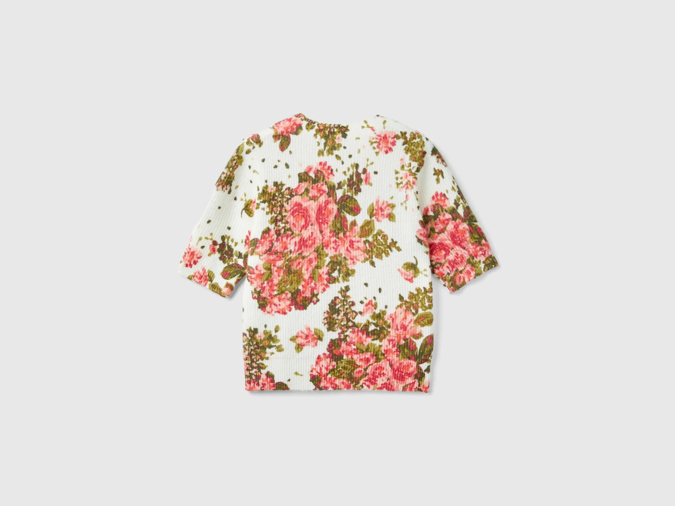 Floral sweater in recycled yarn