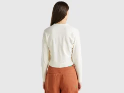 Flowy cardigan with lace
