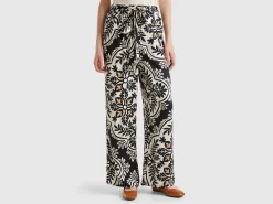 Flowy flower trousers