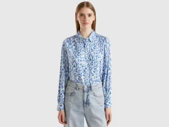 Flowy heart shirt