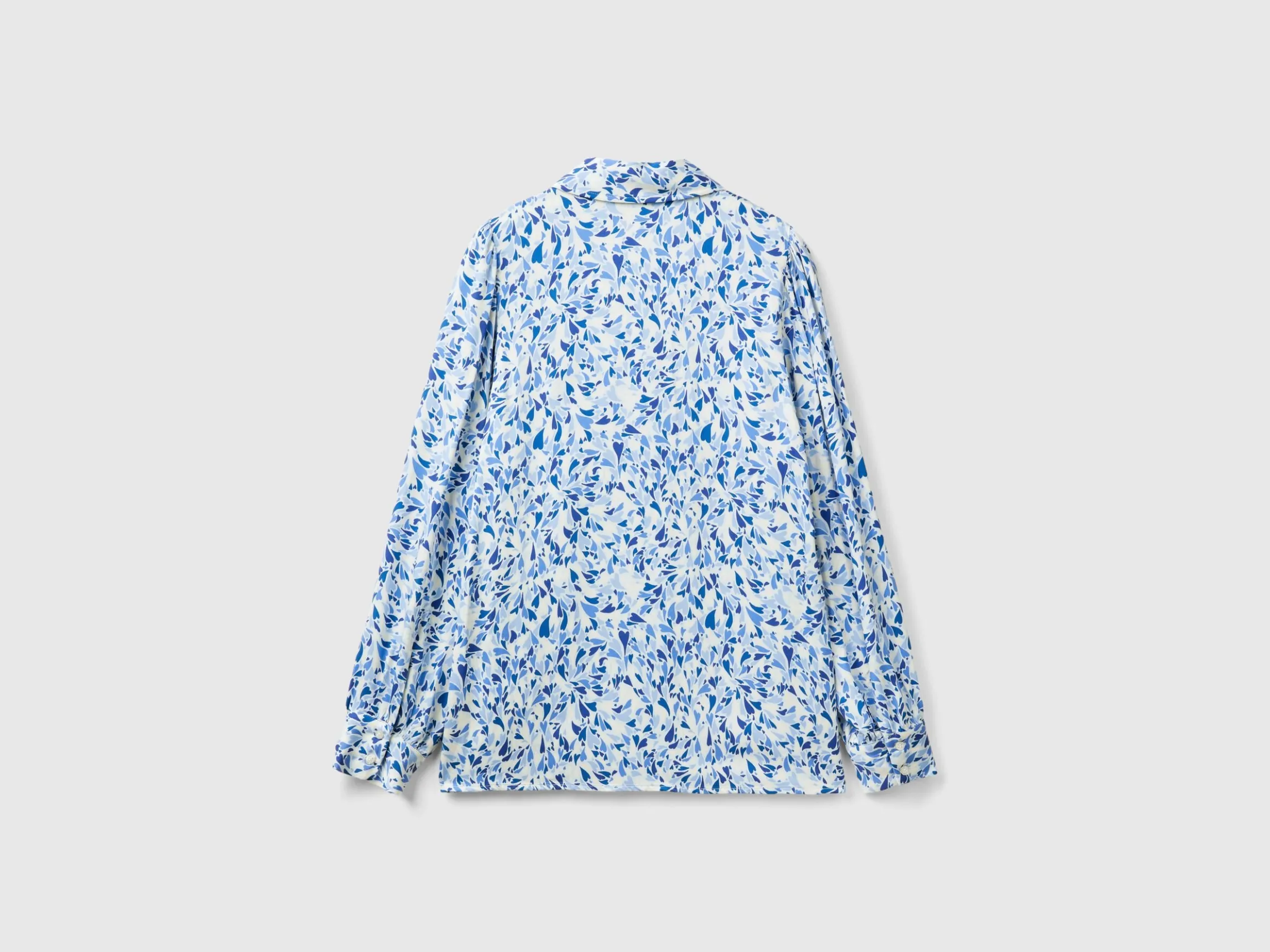 Flowy heart shirt