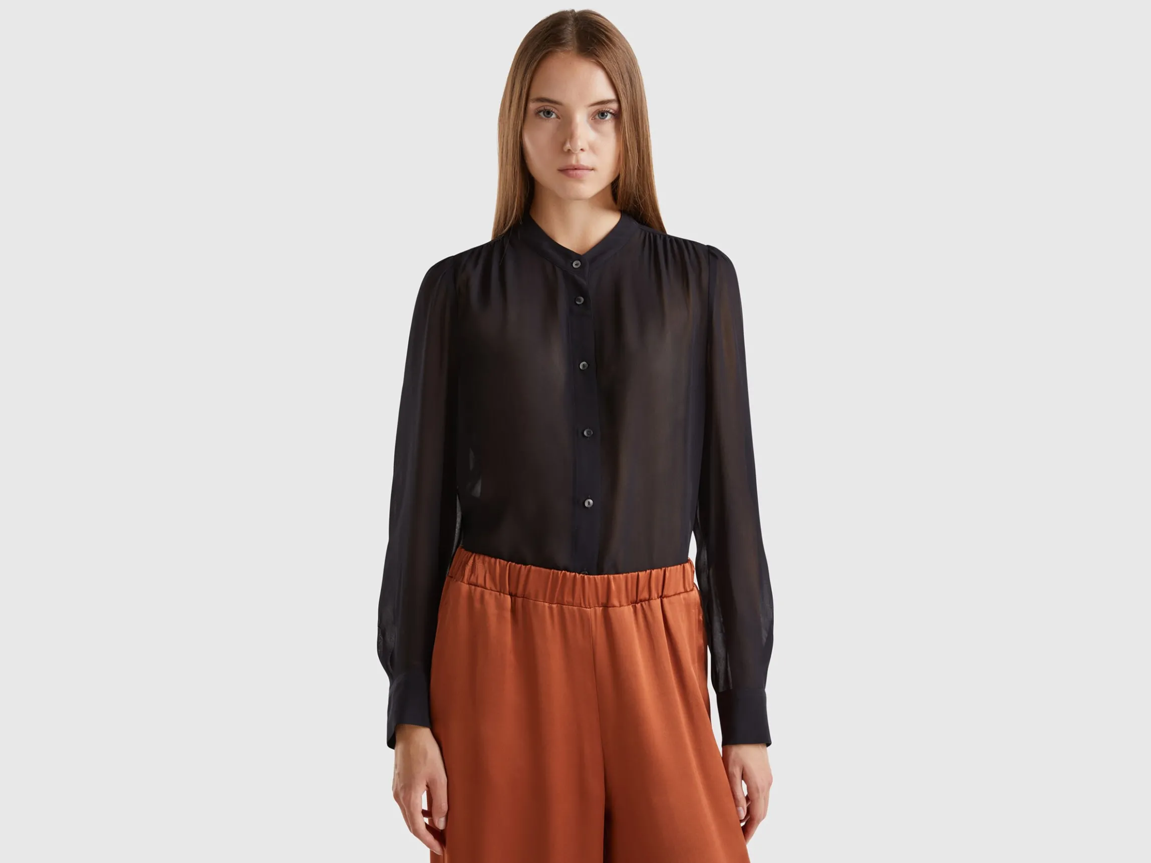 Flowy Mandarin collar shirt
