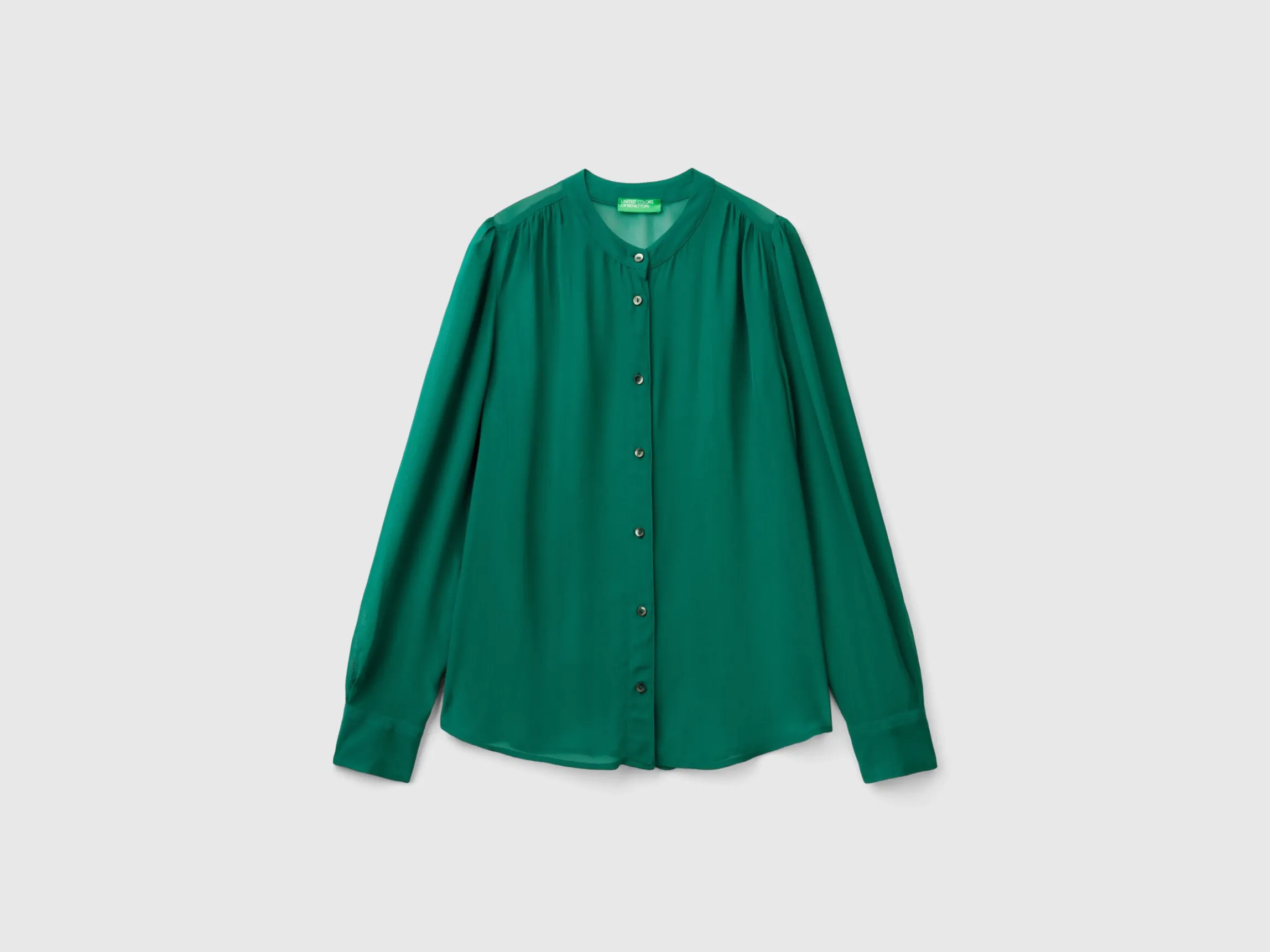Flowy Mandarin collar shirt