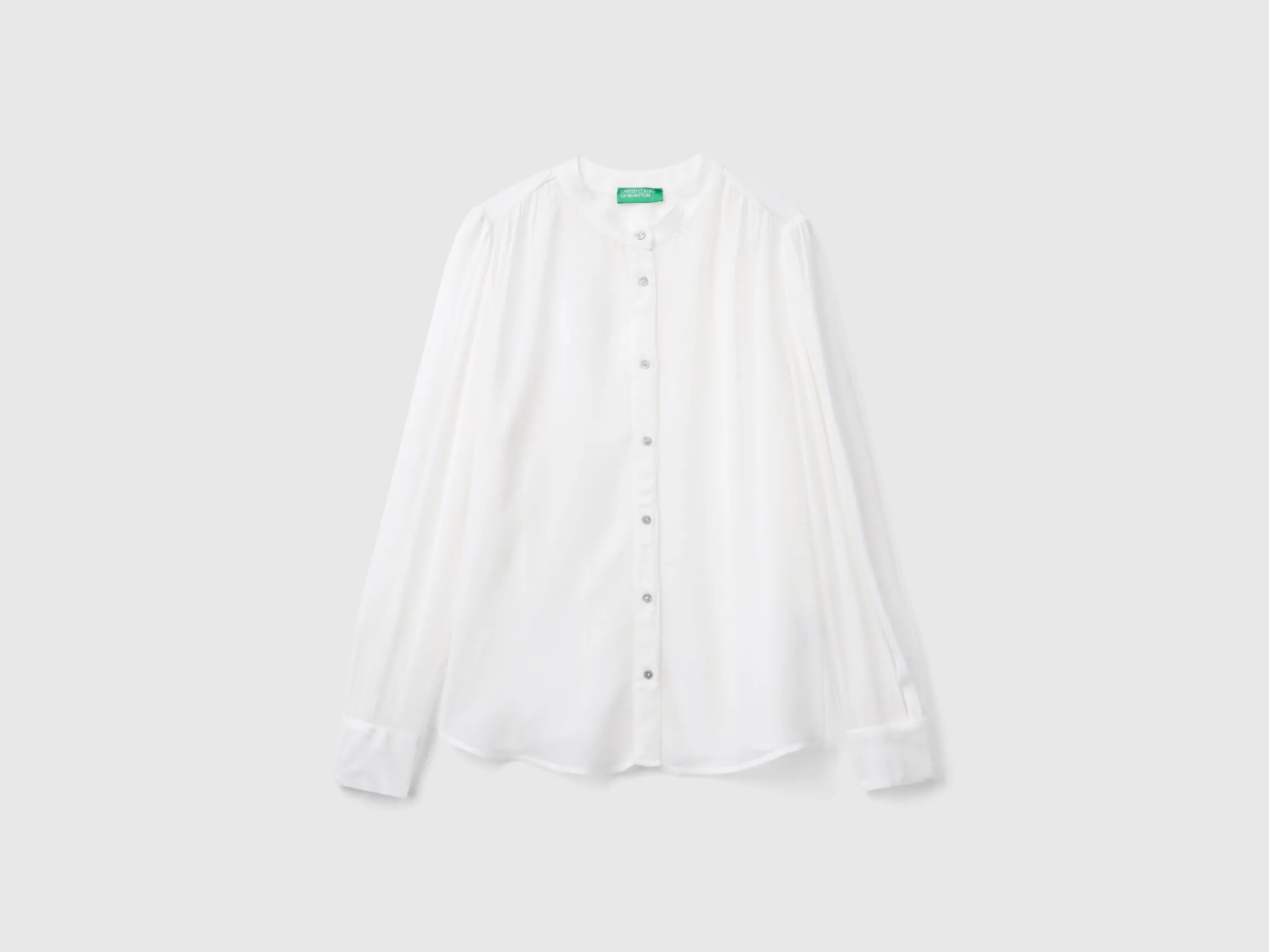 Flowy Mandarin collar shirt
