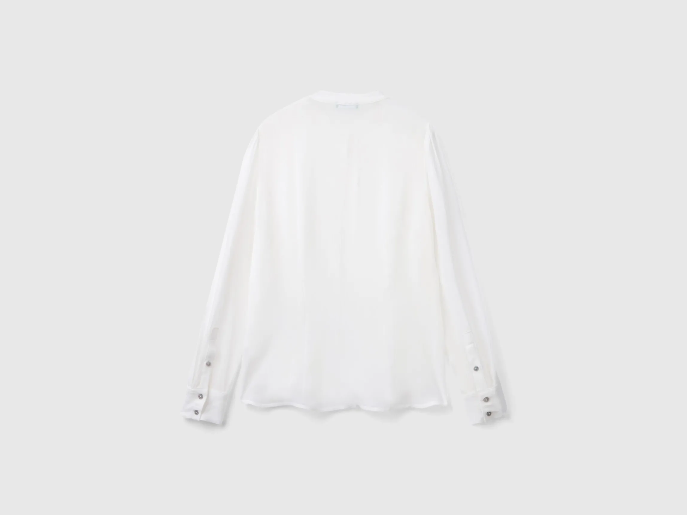 Flowy Mandarin collar shirt