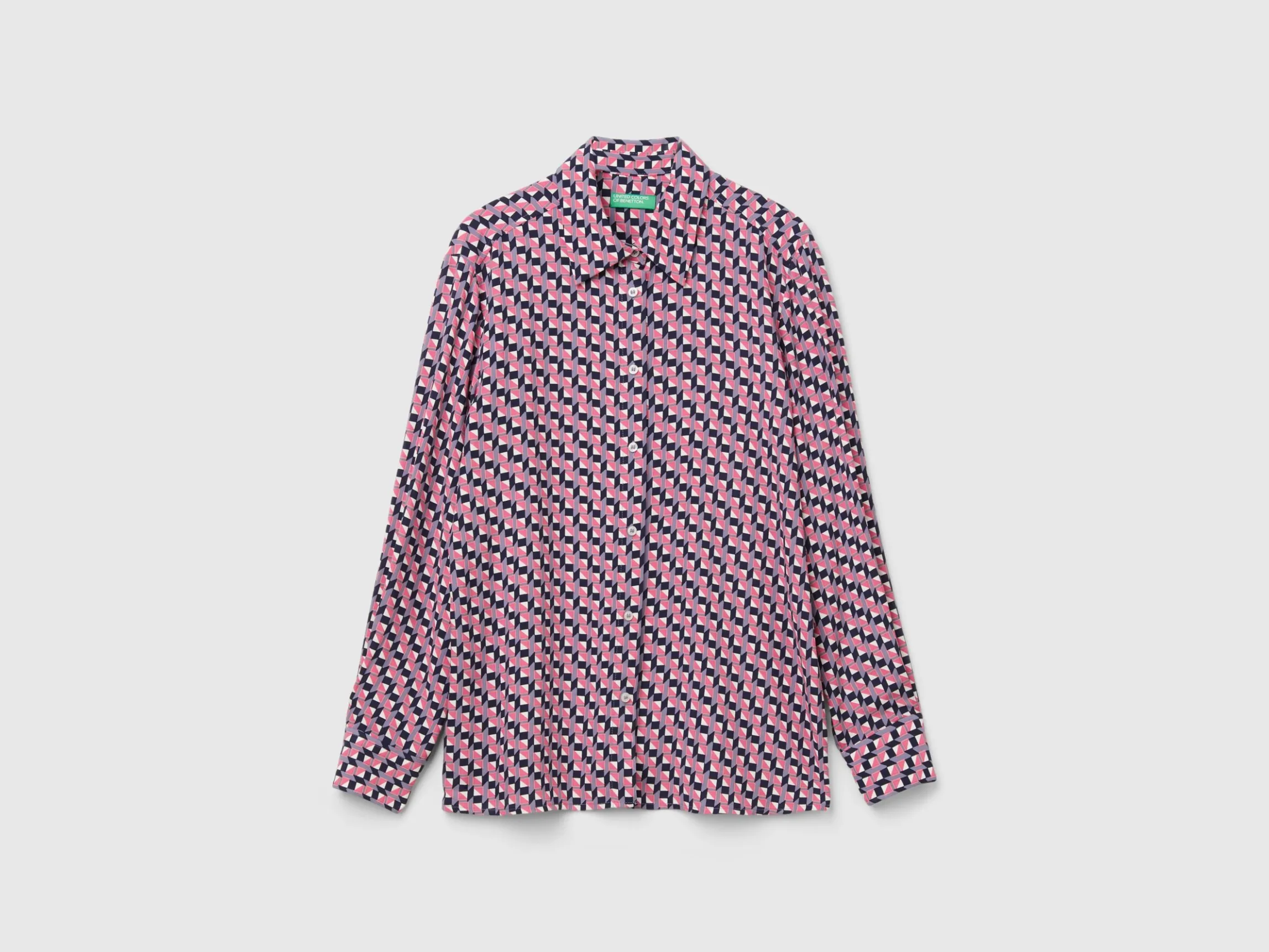Flowy patterned shirt