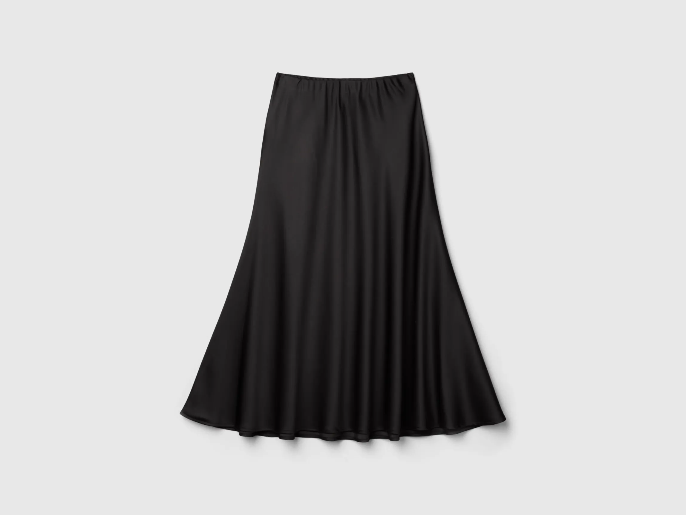 Flowy satin look skirt