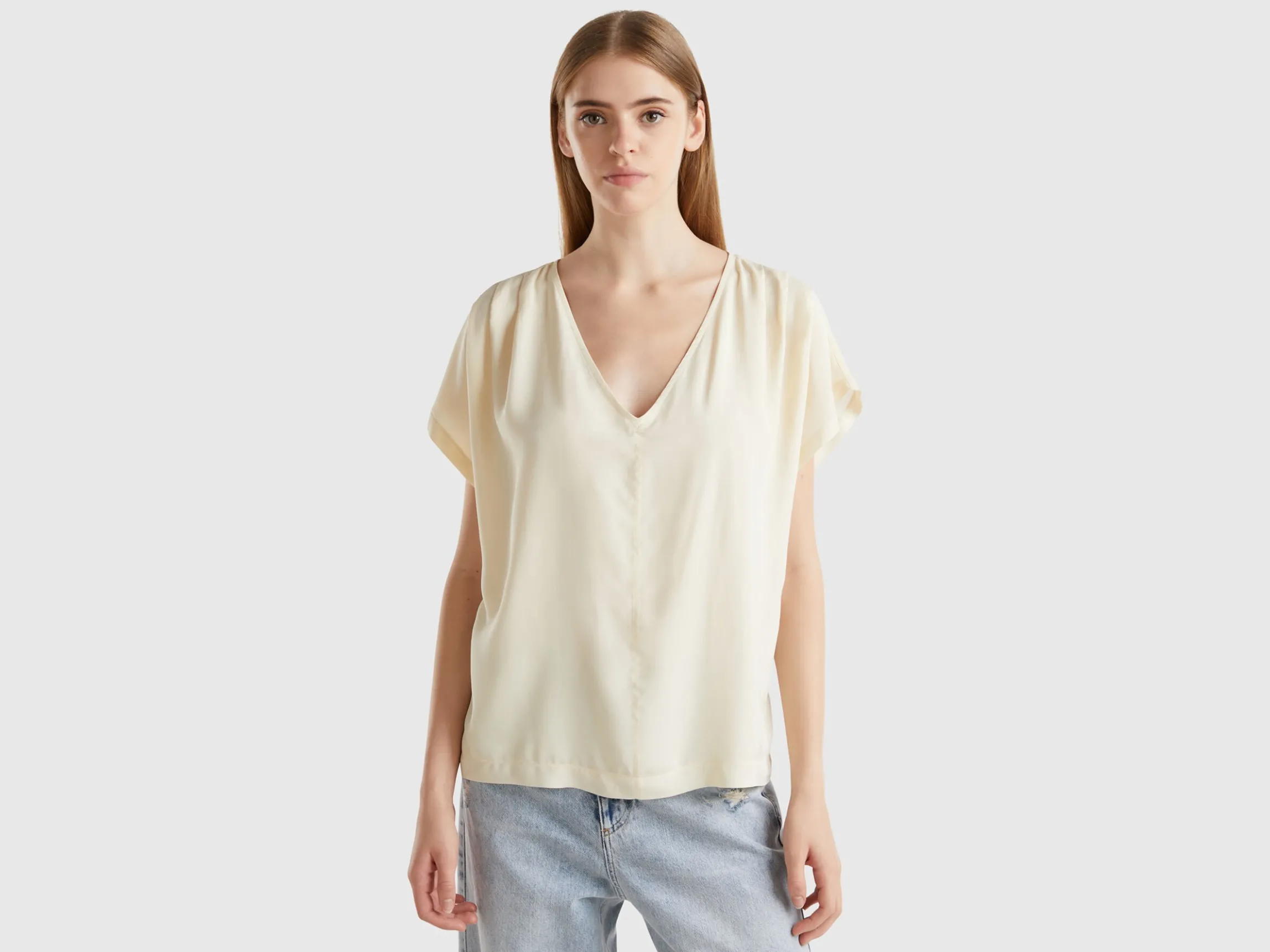 Flowy short sleeve blouse