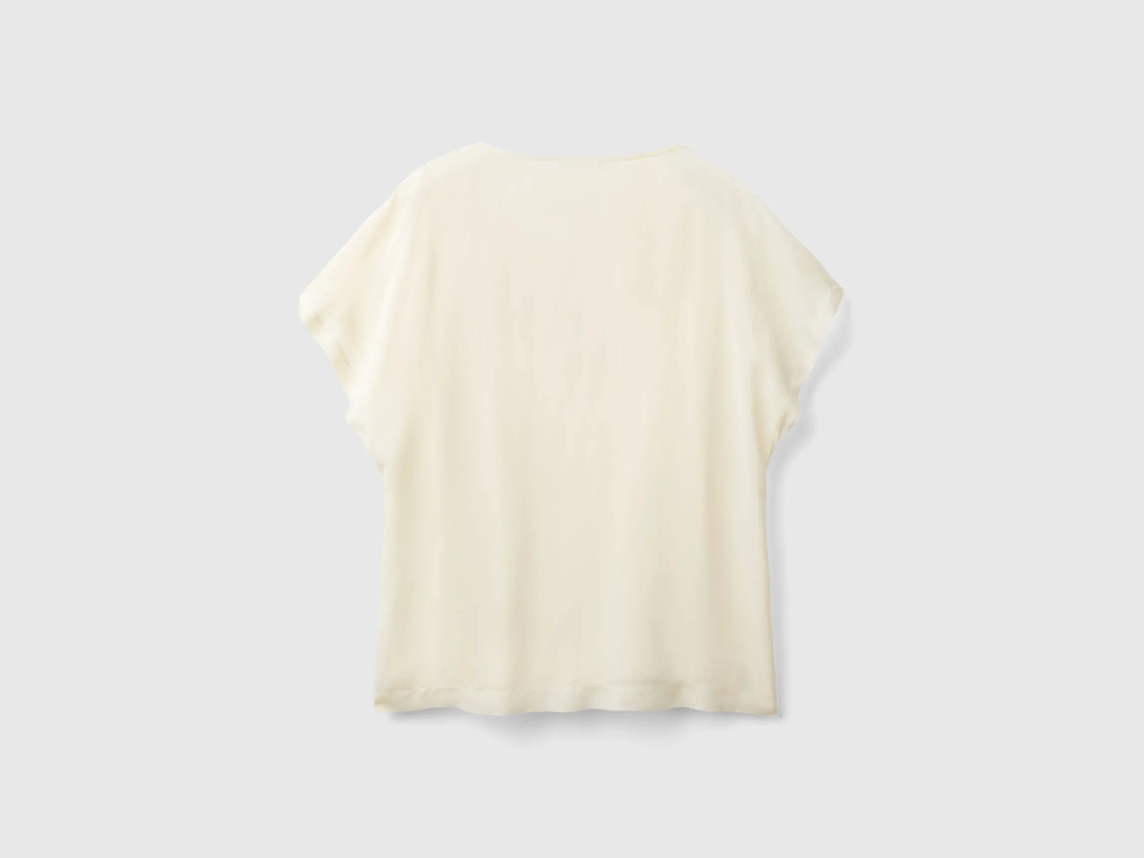 Flowy short sleeve blouse