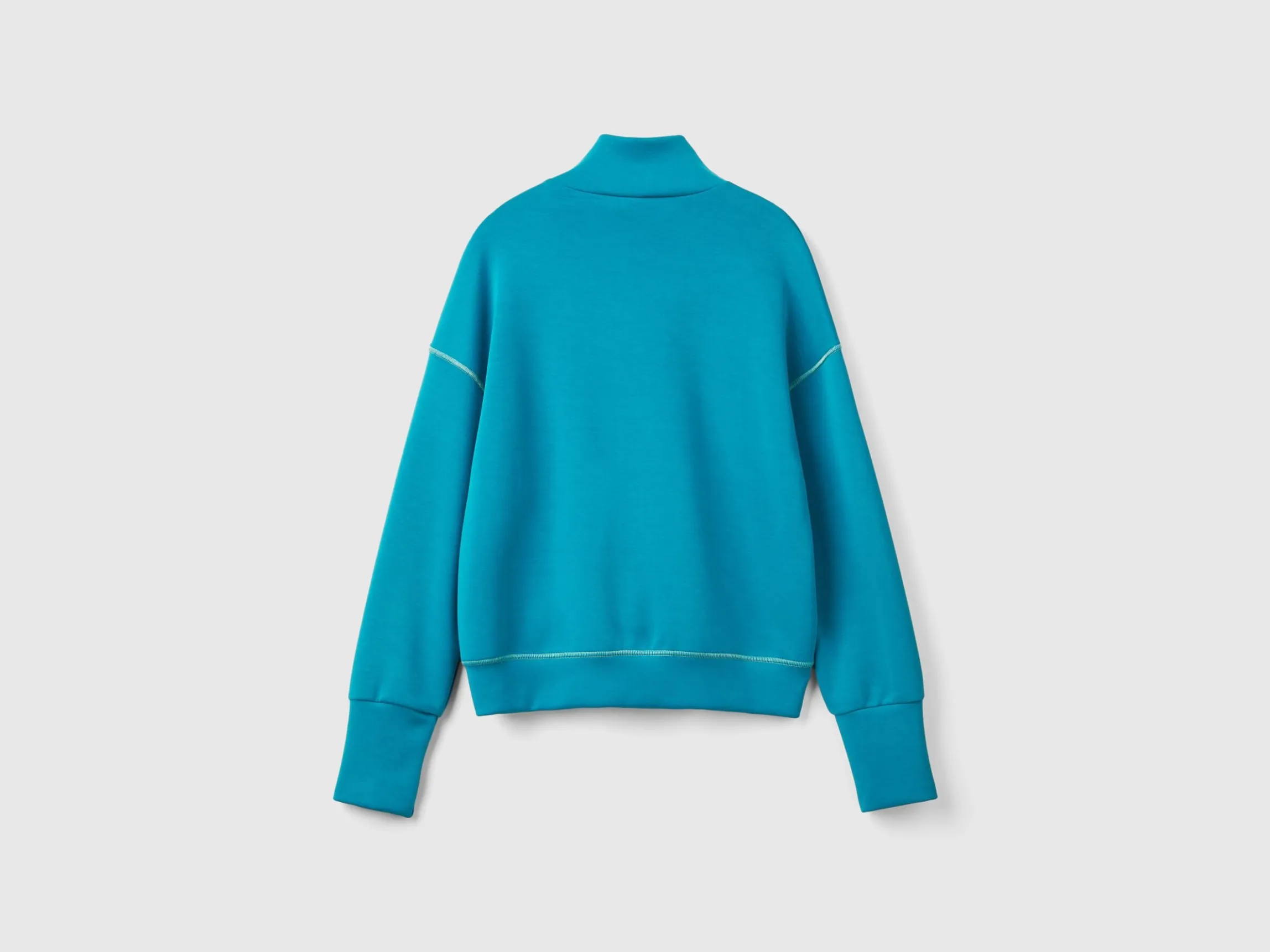 Flowy stretch sweatshirt