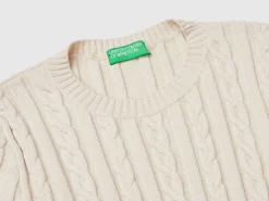 Flowy sweater with short sleeves