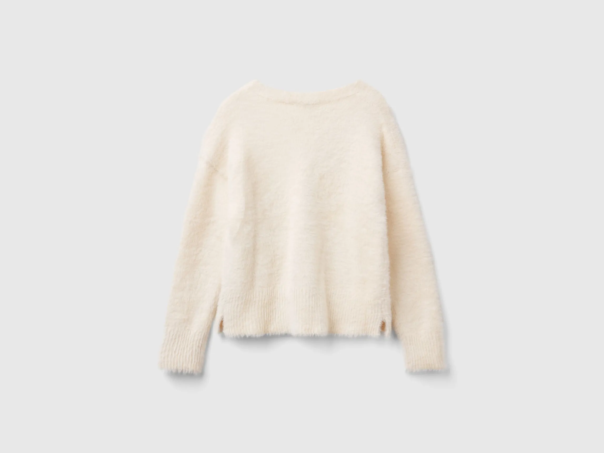 Fluffy yarn cardigan