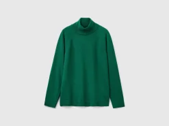 Forest green turtleneck in wool and cashmere blend