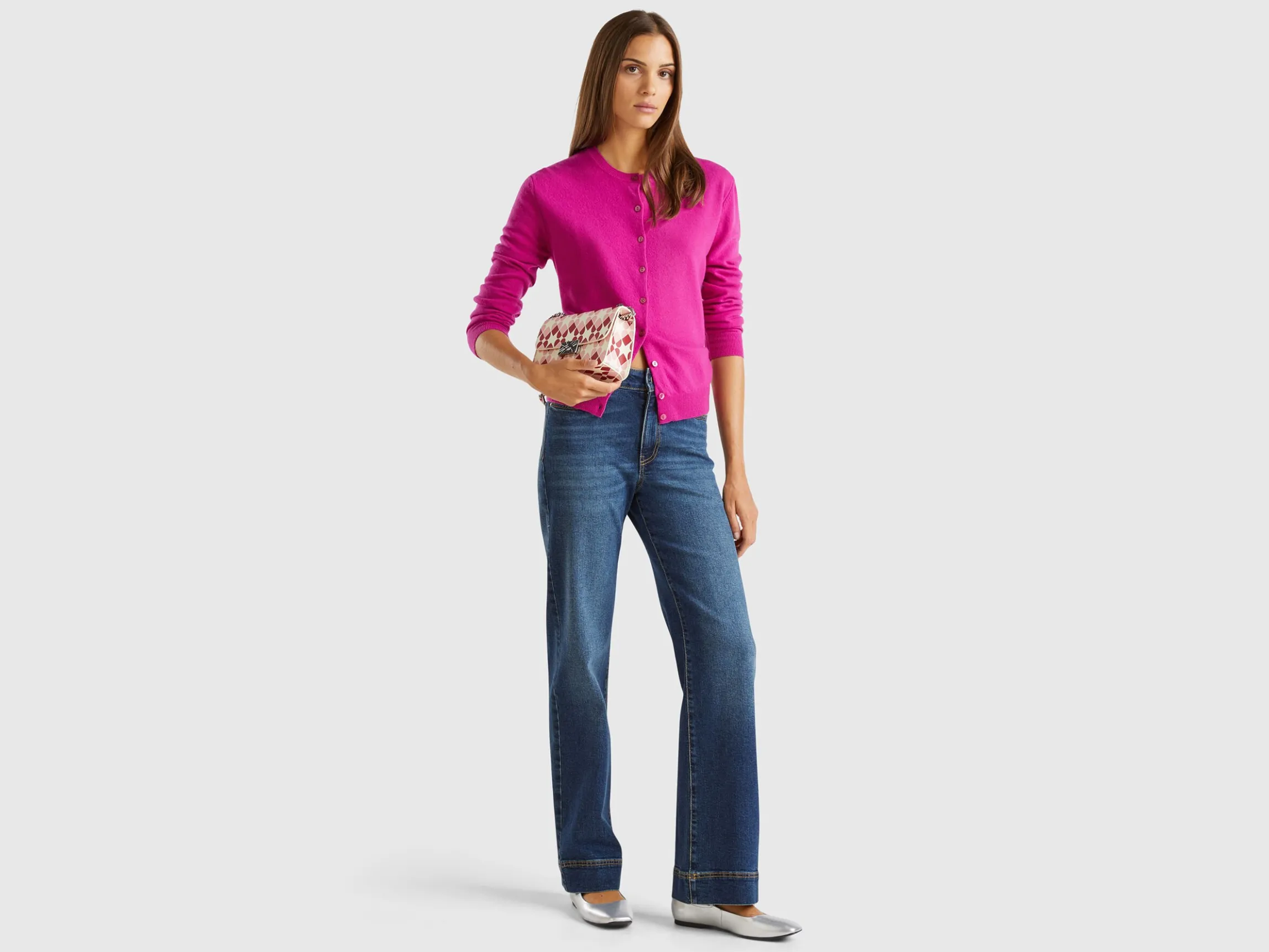 Fuchsia cyclamen crew neck cardigan in pure Merino wool