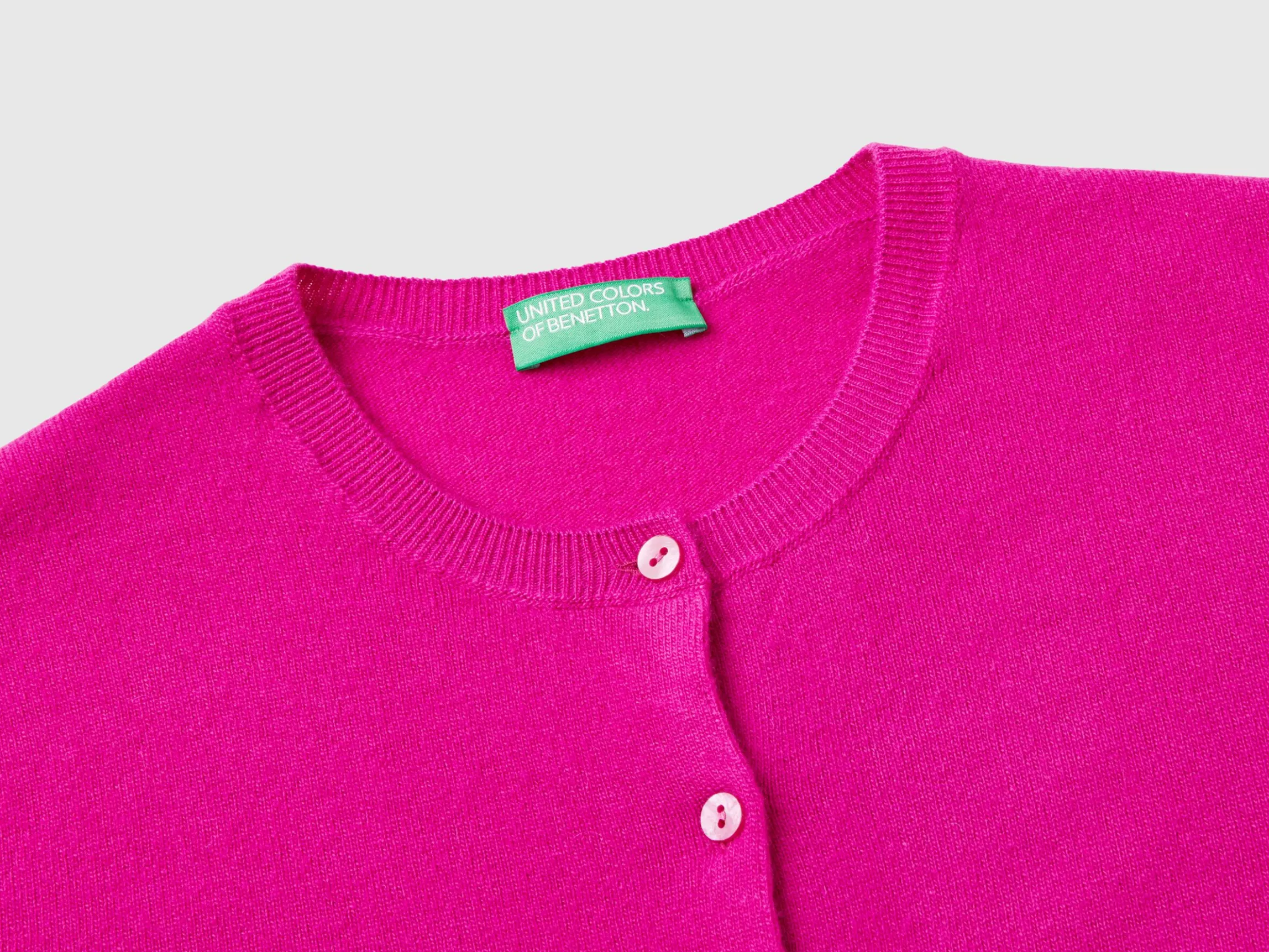 Fuchsia cyclamen crew neck cardigan in pure Merino wool
