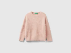 Furry yarn sweater