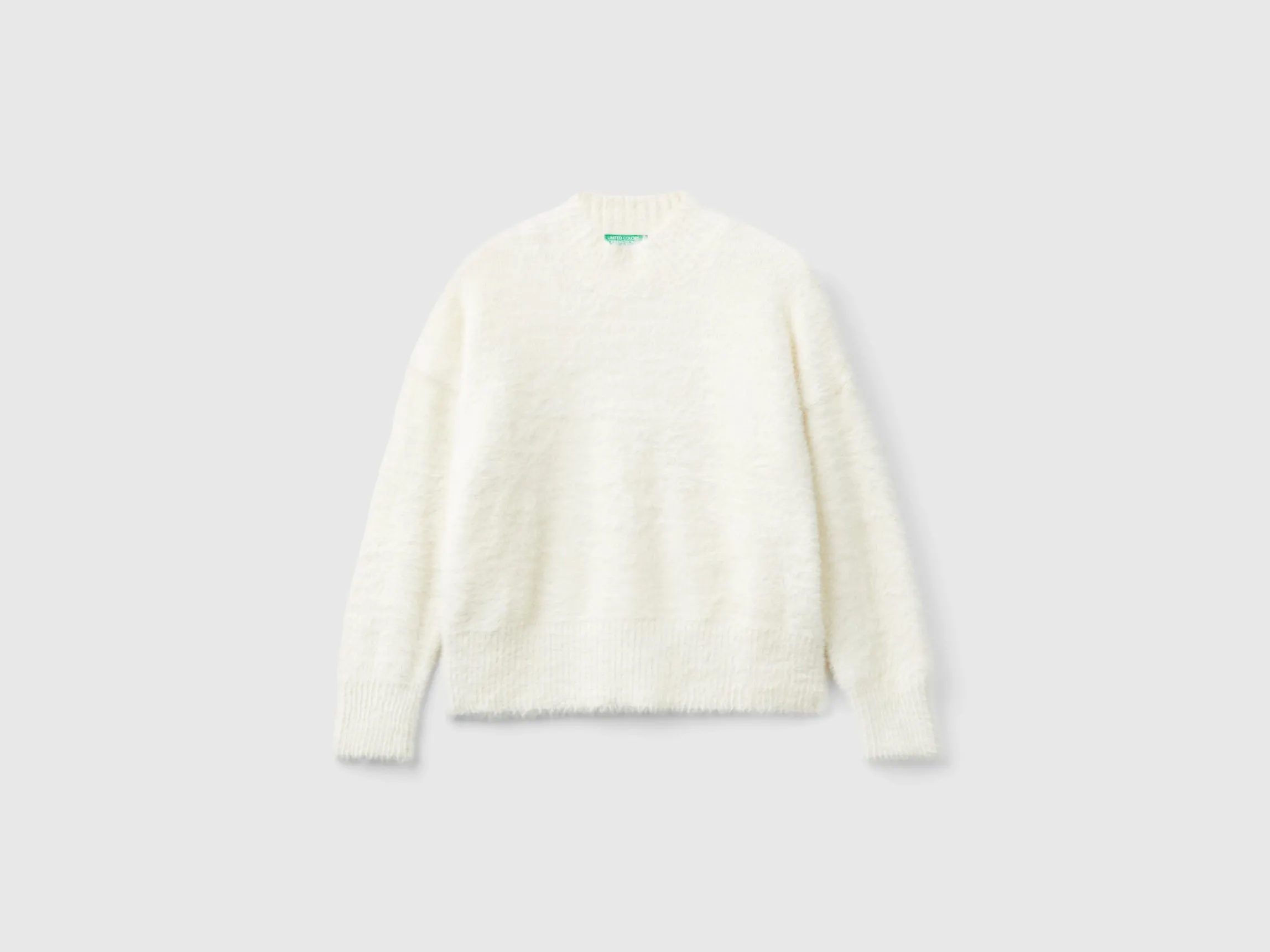 Furry yarn sweater