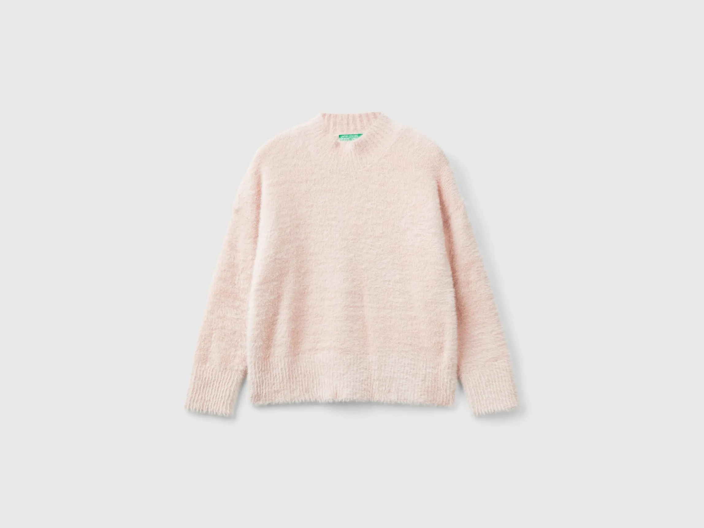 Furry yarn sweater
