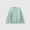 Furry yarn sweater