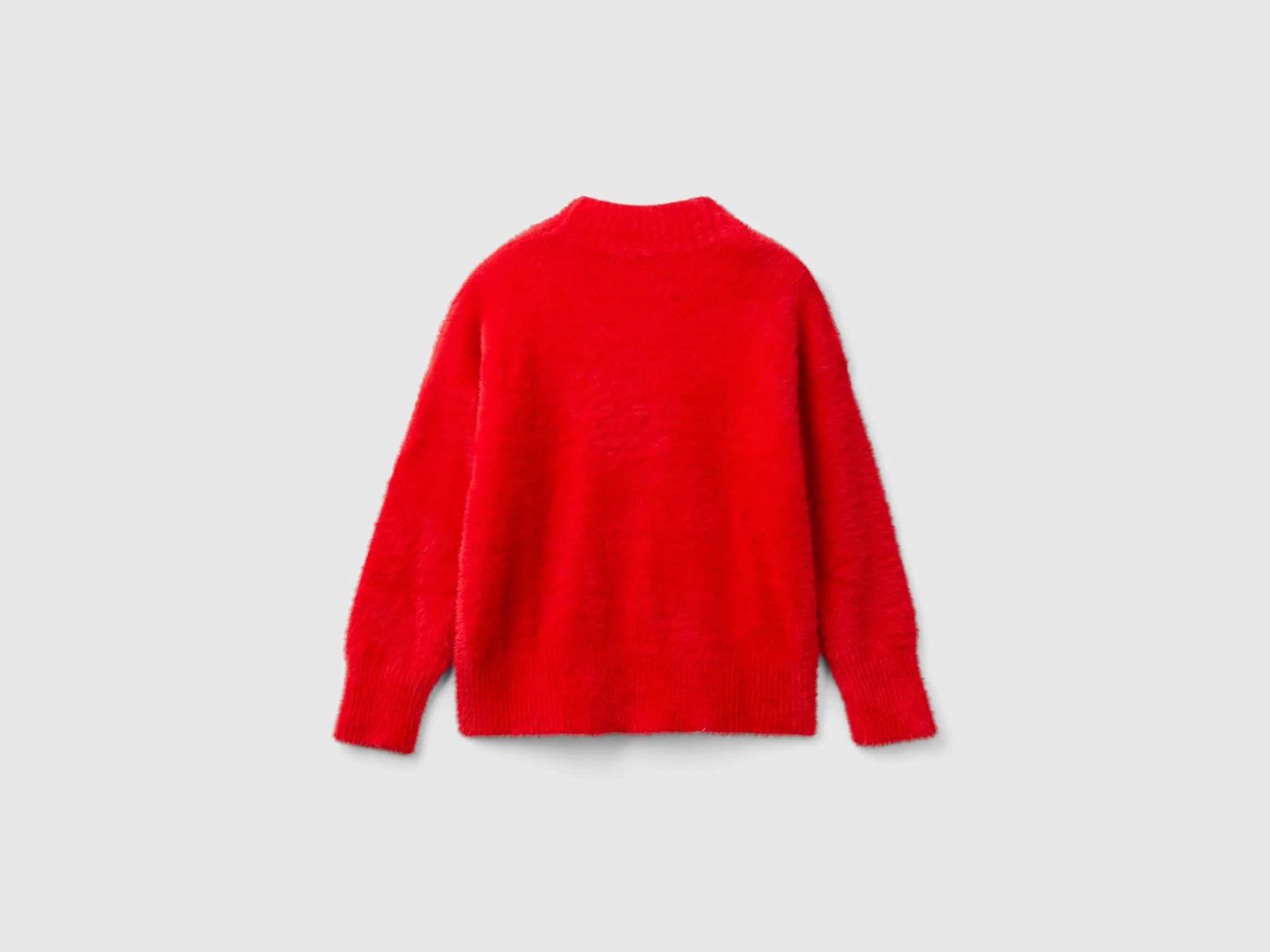 Furry yarn sweater
