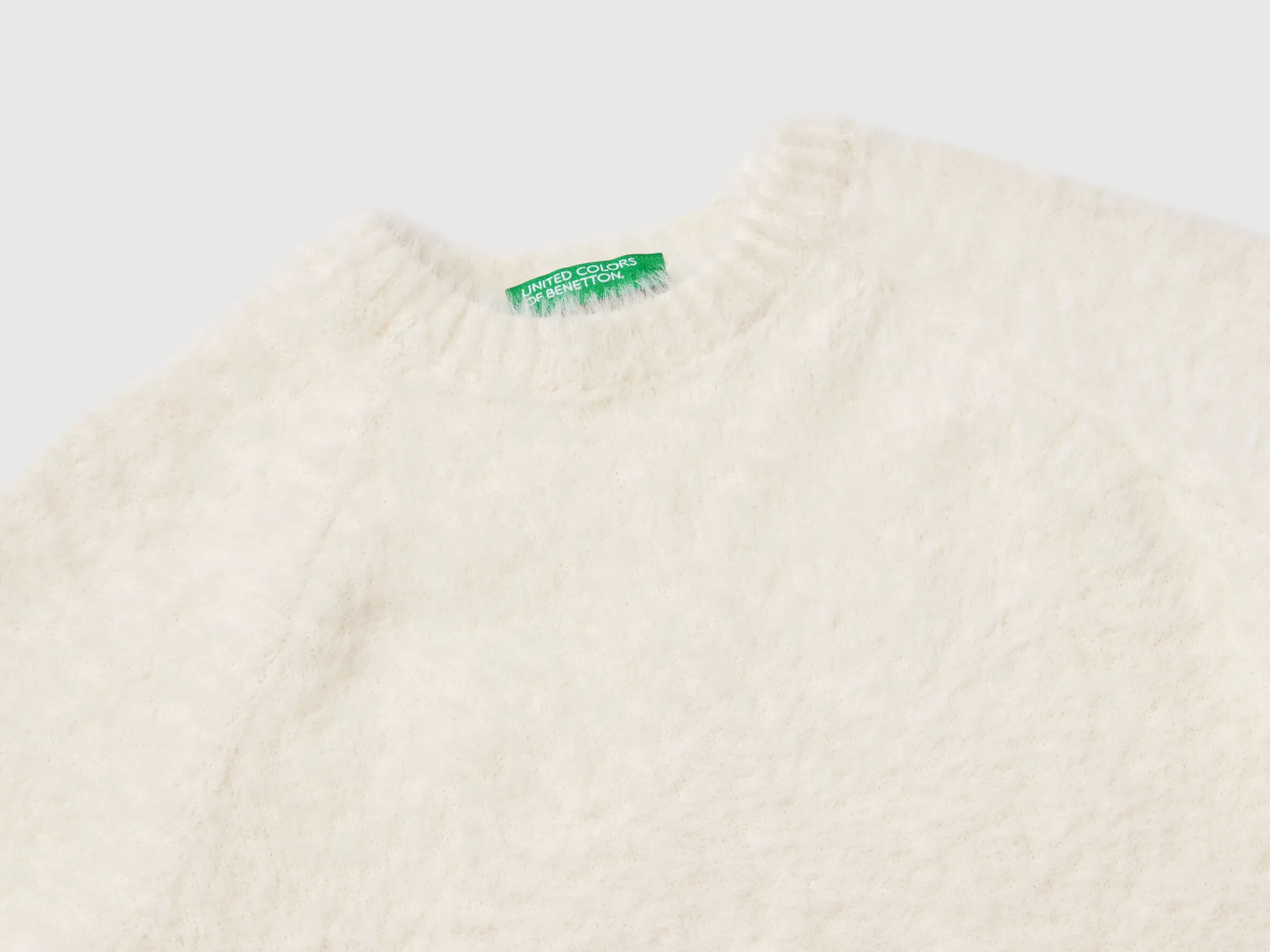 Furry yarn sweater