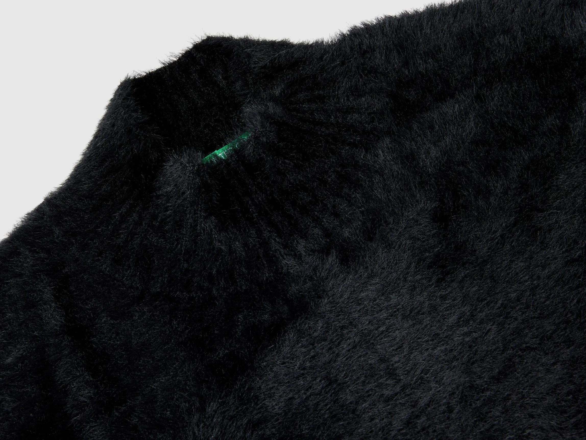 Furry yarn sweater