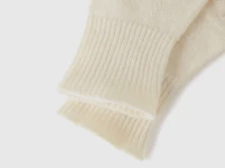 Gloves in pure Merino wool