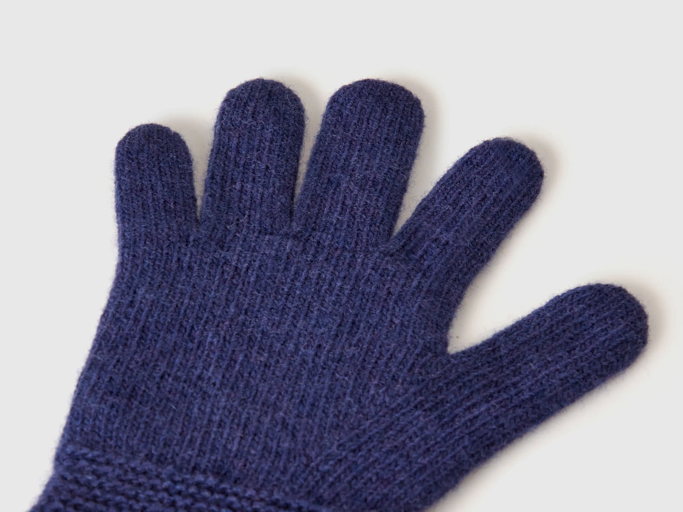 Gloves in stretch wool blend