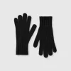 Gloves with cable knit