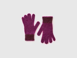 Gloves with lurex