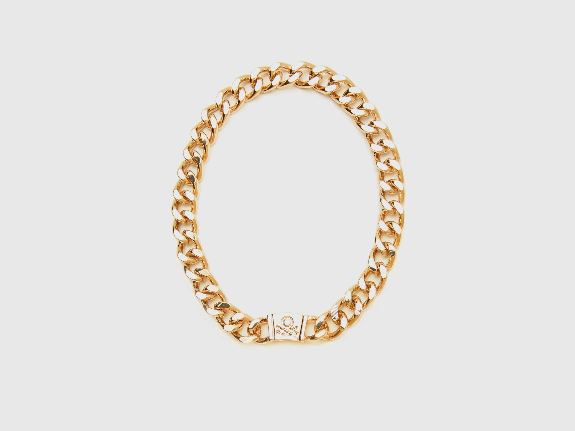 Gold chain necklace