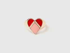 Gold ring with heart motif