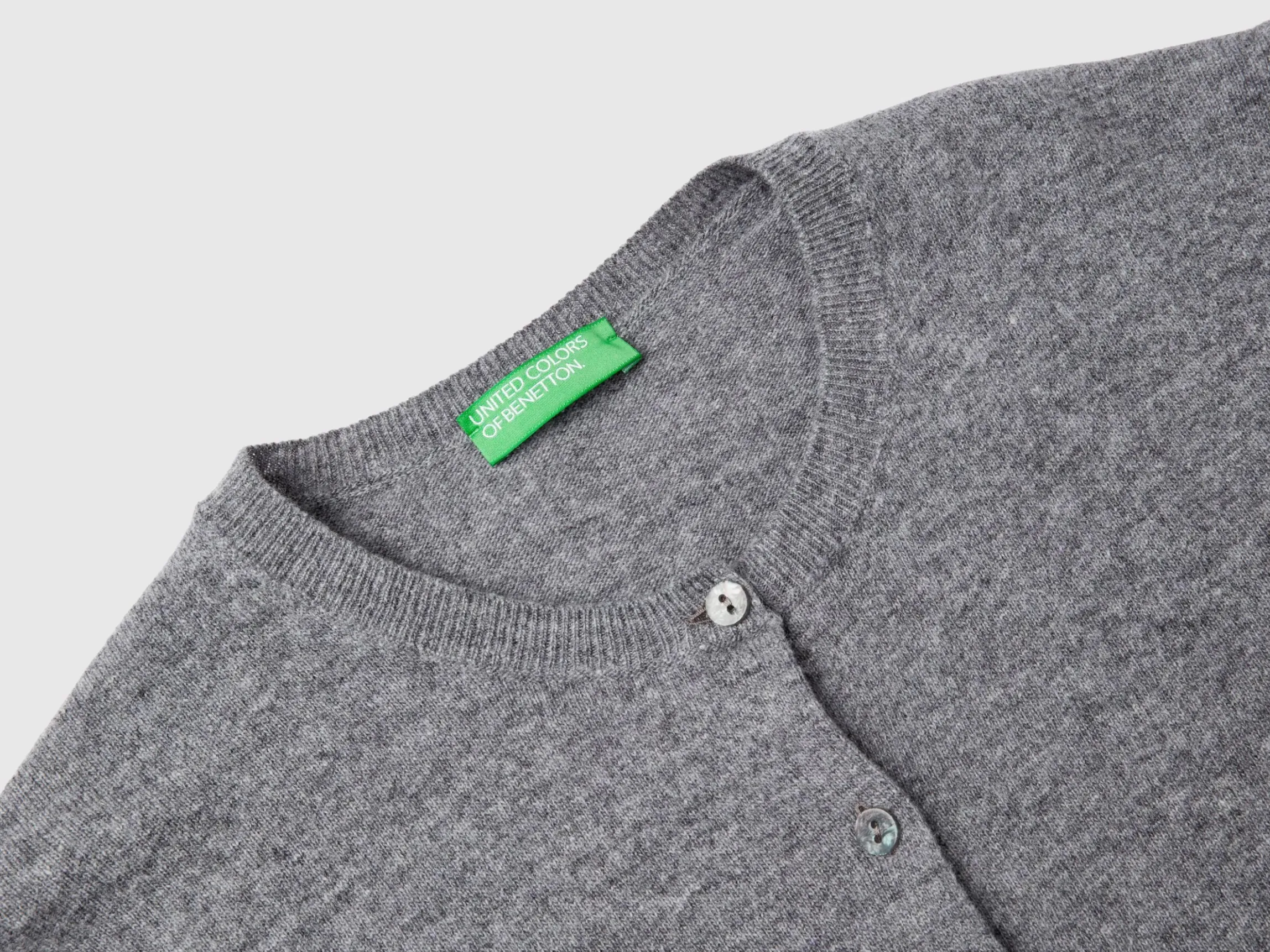 Gray crew neck cardigan in pure Merino wool