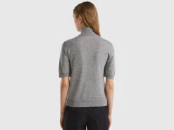 Gray short sleeve turtleneck in cashmere blend