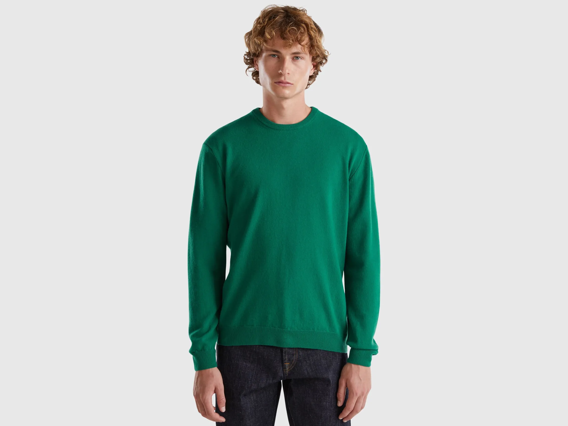 Green crew neck sweater in pure Merino wool