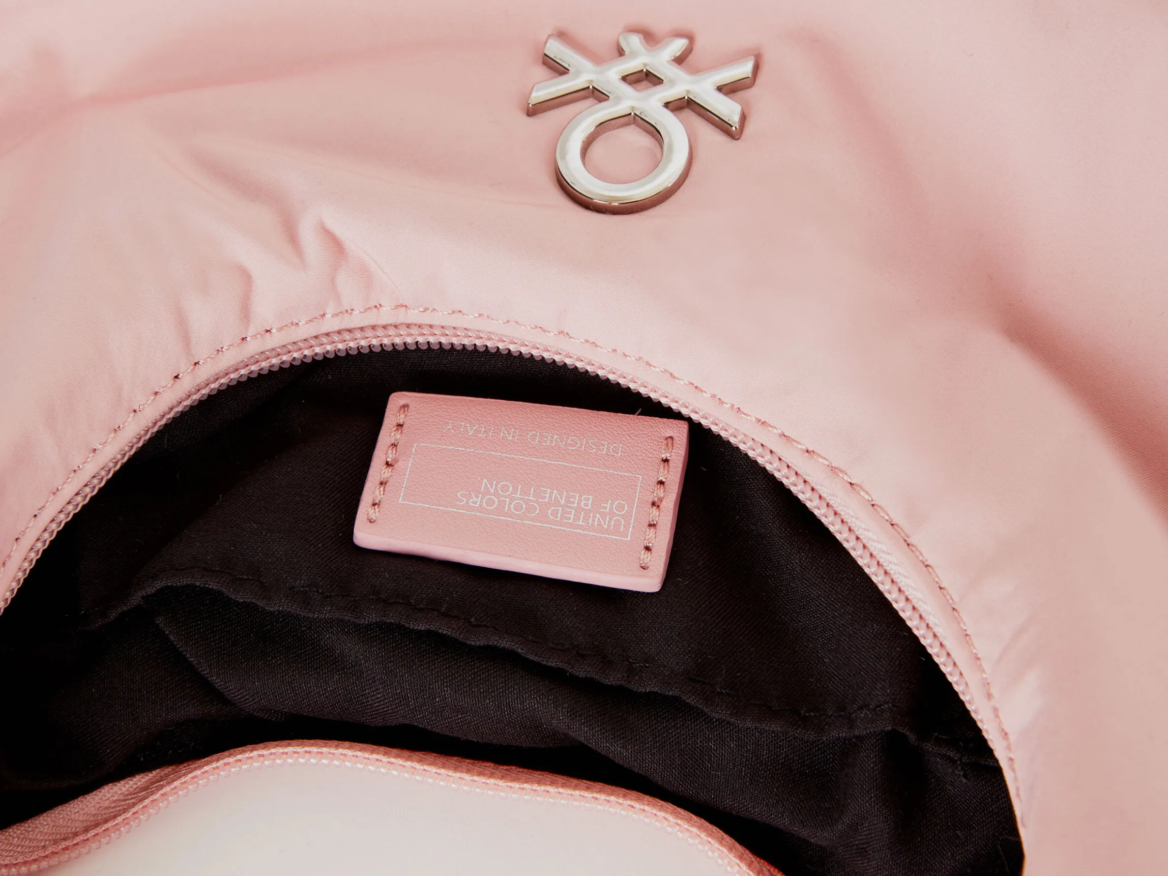 Half moon shoulder bag