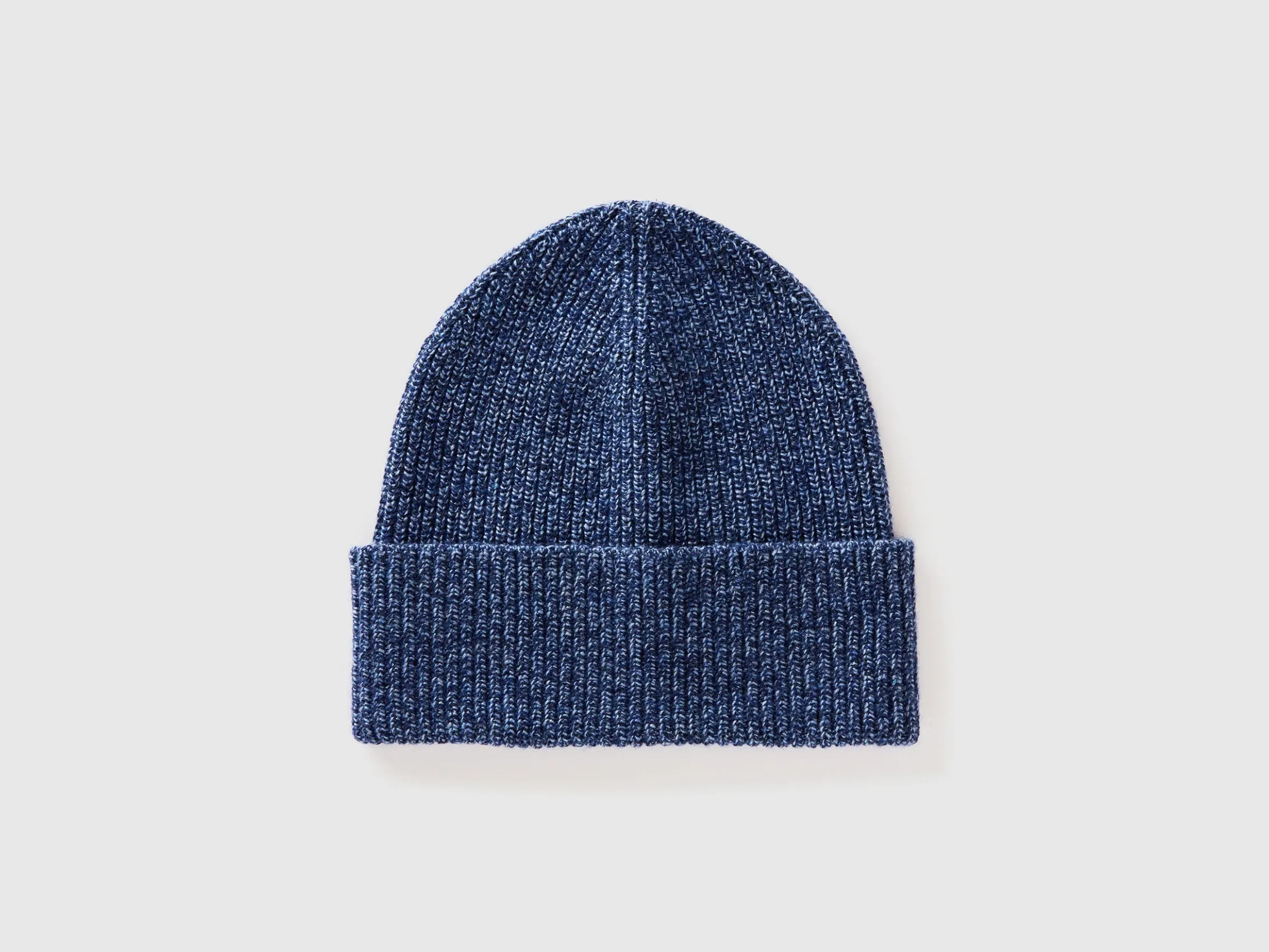 Hat in cashmere and wool blend