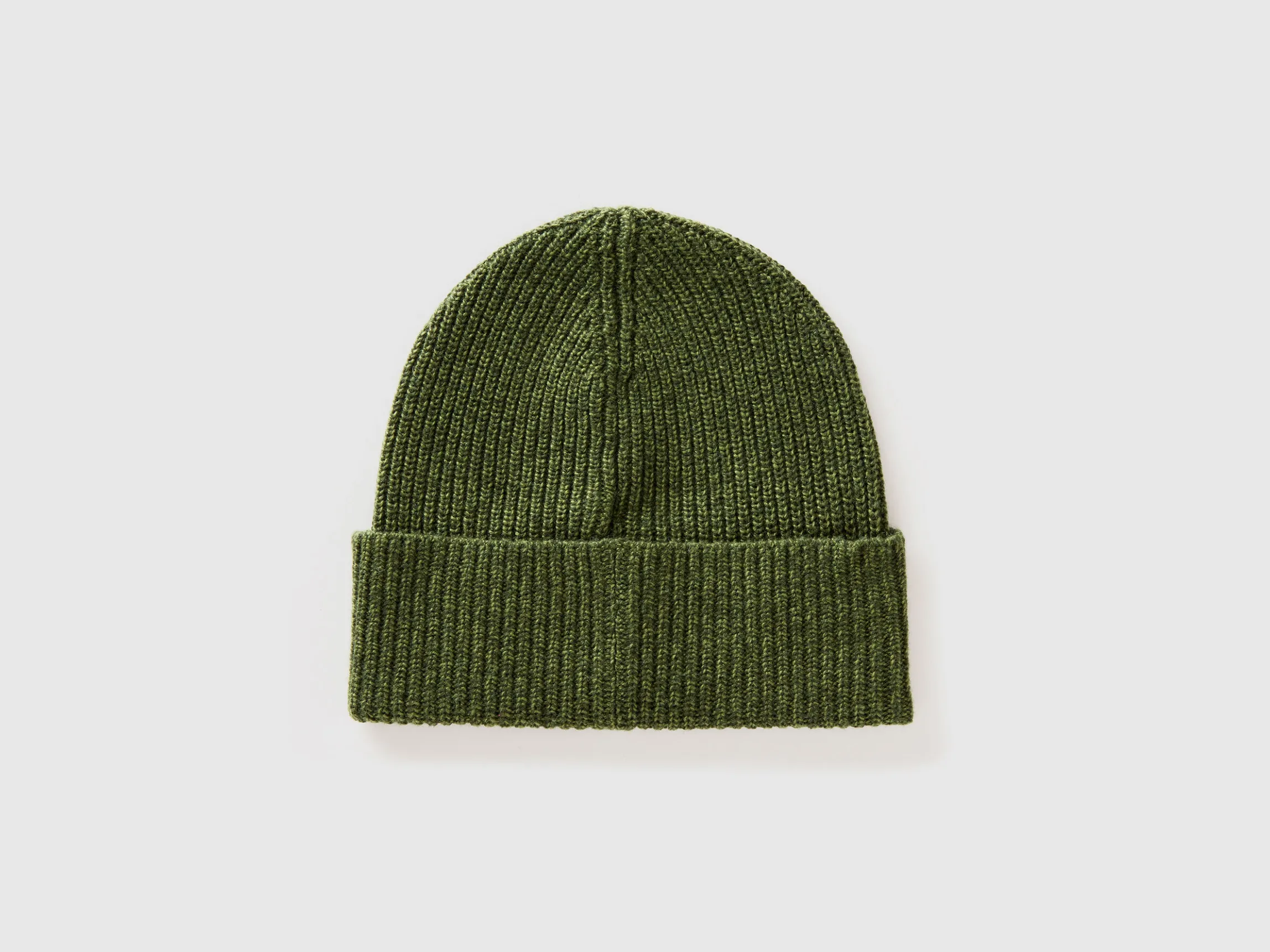 Hat in cashmere and wool blend