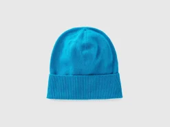 Hat in pure Merino wool